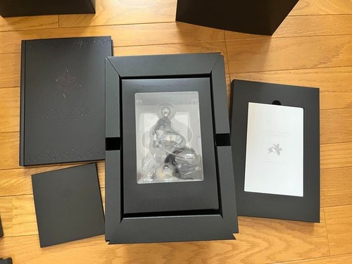 NieR Automata Black Box Edition Game Complete Figure Art Book Sound Track PS4 - Picture 4 of 4