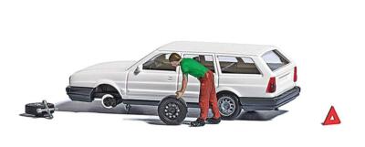 Busch 7827 Action Set: Flat Tyre