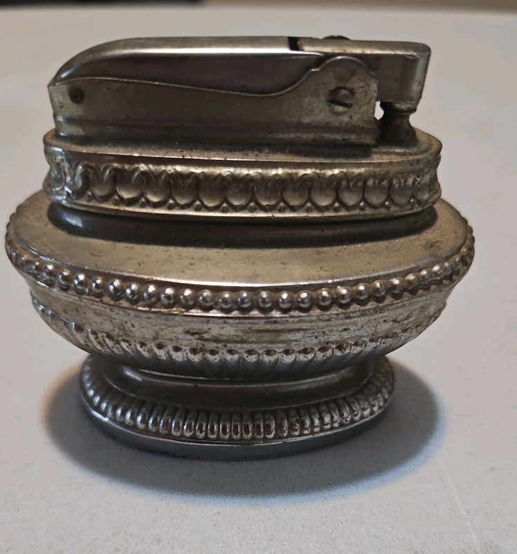 Vintage Ronson Queen Anne Table Lighter Silver Plate Ornate USA Art Deco Decor