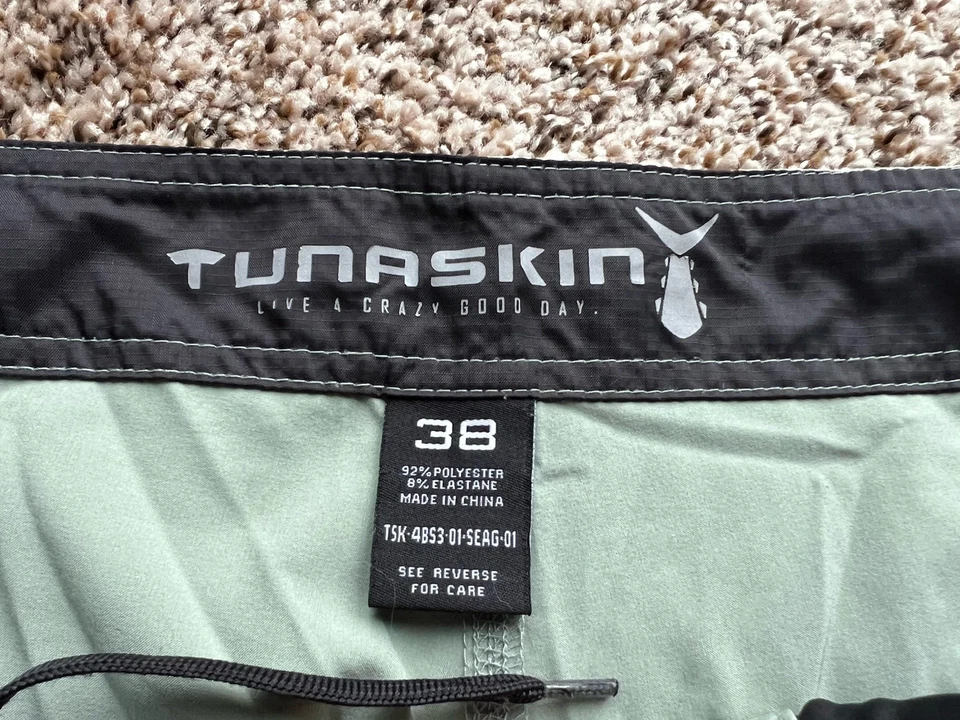 TunaSkin Board Shorts Lightweight Stretch inseam 9" - Image 4 of 4