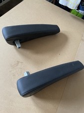 Armlehnen (li + re für Mercedes Vito, Spinter etc.) Armlehnen (li + re für Mercedes Vito, Spinter etc.)
