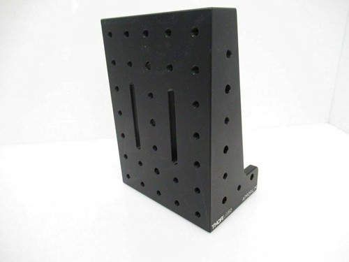 Thorlabs AP90RL/M Large Right-Angle Bracket, M6 Holes - Afbeelding 3 van 10