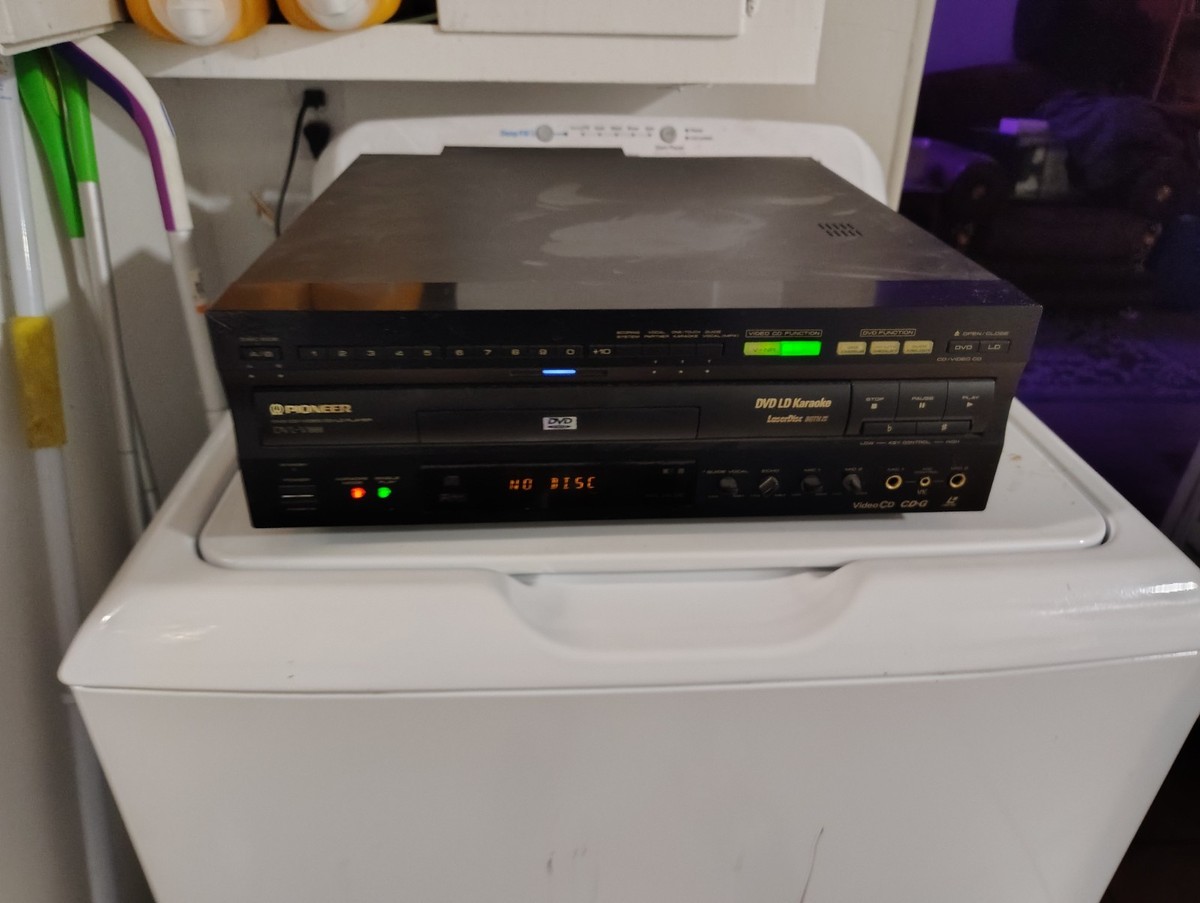 PIONEER DVL-V888 LASER DISC/DVD/VIDEO PLAYER KARAOKE-NO REMOTE