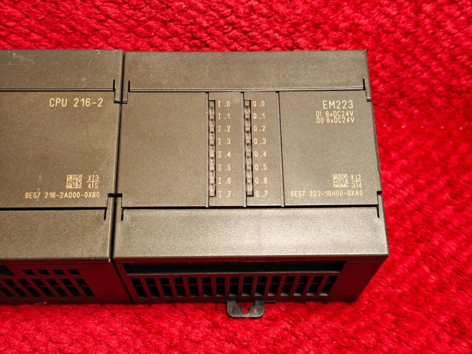 Siemens Simatic S7-200 - CPU 216-2 + EM223 - DA TESTARE LEGGI DESCRIZIONE - Immagine 2 di 4