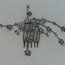 Elegant Vintage Wedding/Bridal - Floral Hair Comb - Hair Pins