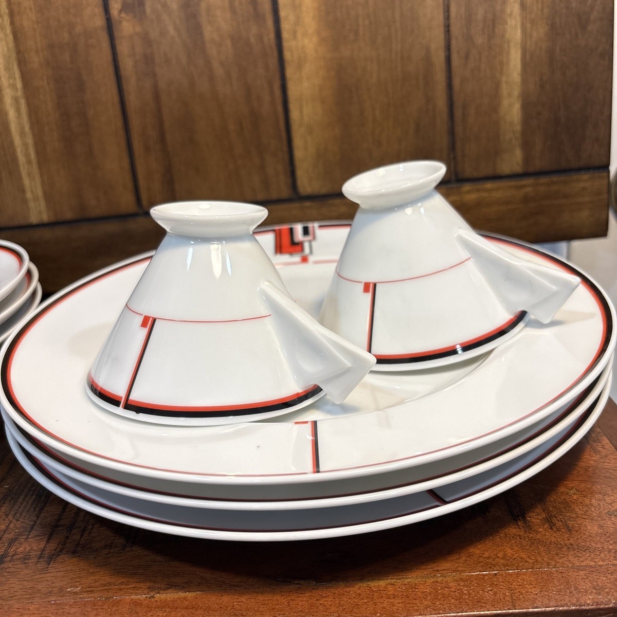 Mikasa Deco Expressions LAF03 Japan - 15 Piece Dinnerware Set