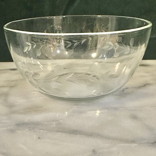 Princess House Heritage 5” Crystal Bowl Etched - Picture 9 of 10