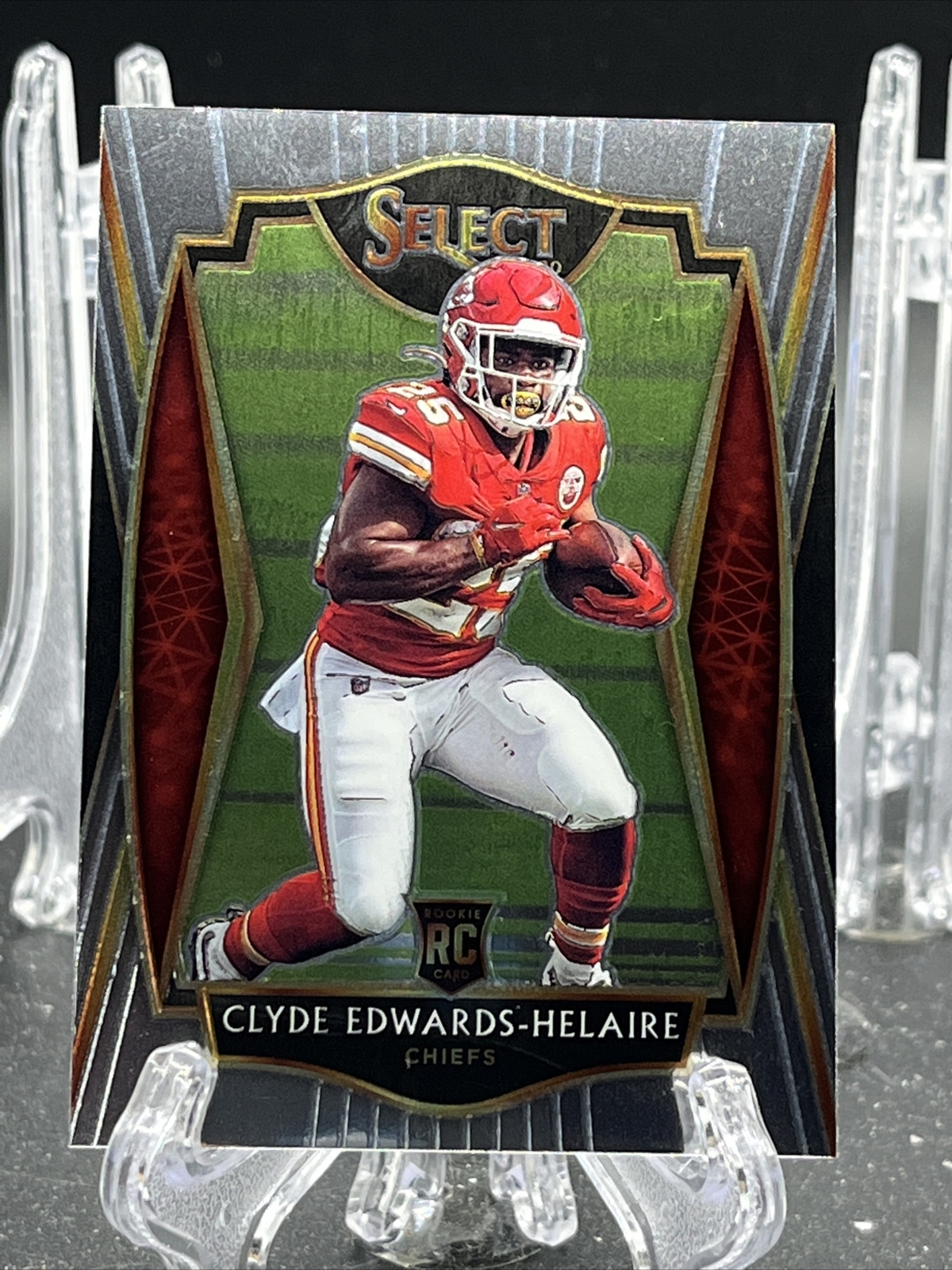 2020 Select Premier Clyde Edwards-Helaire RC R05547