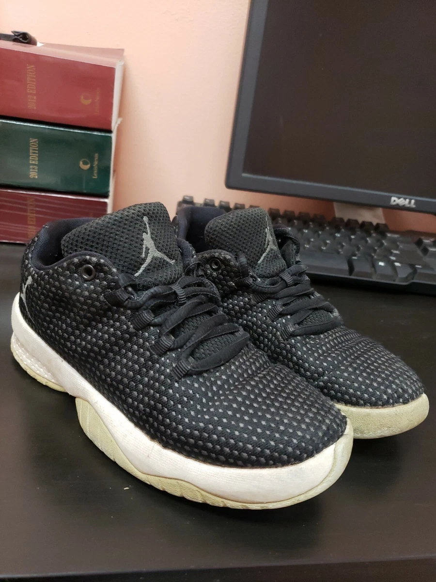 MICHAEL JORDAN 23 SNEAKERS BLACK SIZE 13C KIDS 881445 011 JUMP
