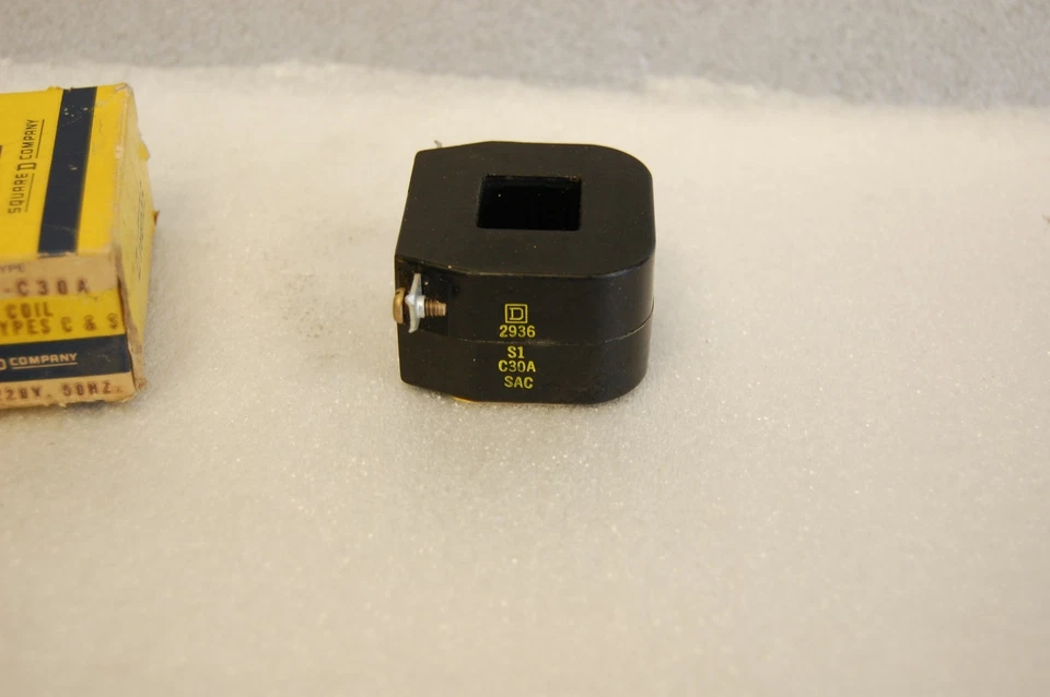 Bobina magnética Square D 2936 S1C30A Foto 3 de 3