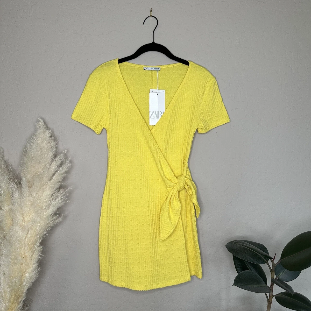 Combinaison Zara Basic Jaune - Taille XS - Neuve Avec étiquettes - Style Romper Pour Femme