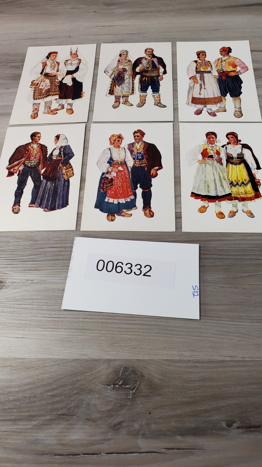 Foto 2 di 8