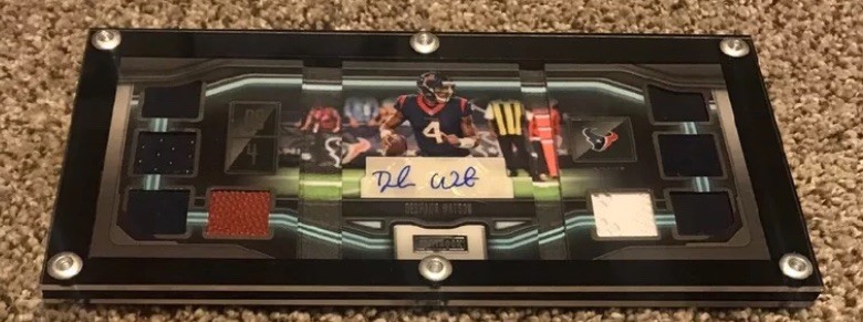 Tri-Fold Vault / Nexus Playbook Panini NT Football / Hockey