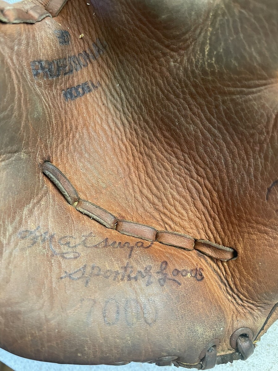 Vintage Baseball Glove - Made In Japan Matsuza Sporting Goods 7000