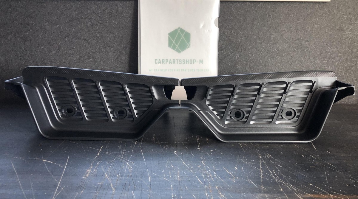 TOYOTA HIACE REGIUSACE Cover Step Plate LR SET Genuine 51773-26023
