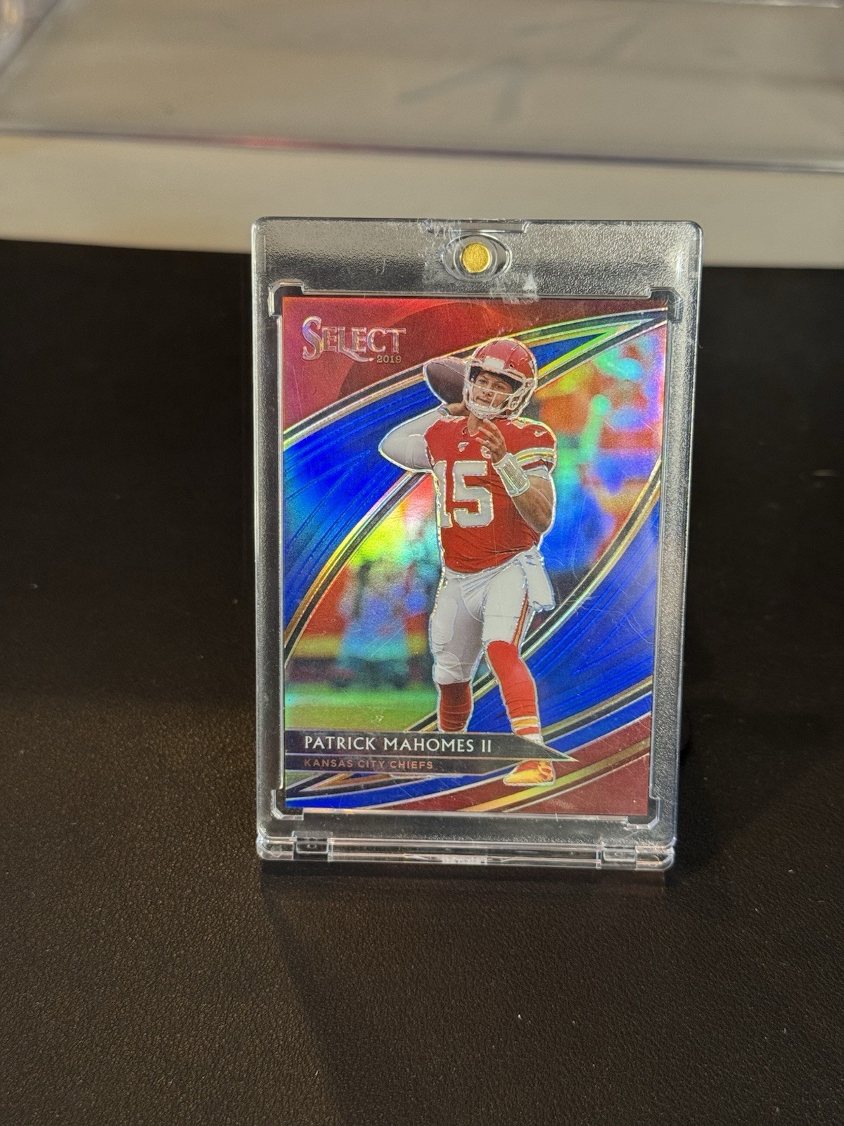 2019 Panini Select - Field Level Patrick Mahomes II #202 Blue Prizm /75