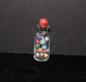 🐦➖⏩1800s Victorina era Antique Clay Marbles in💊Medicine glass vial peewee size