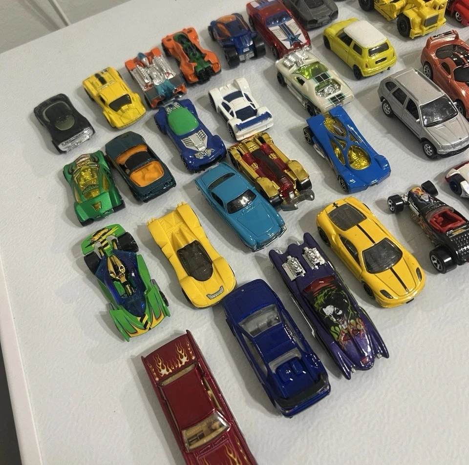 Hot Wheels - Matchbox - Huge Bulk Lot - 5 Lbs - 50+ Diecast - Vintage - Image 2 of 4