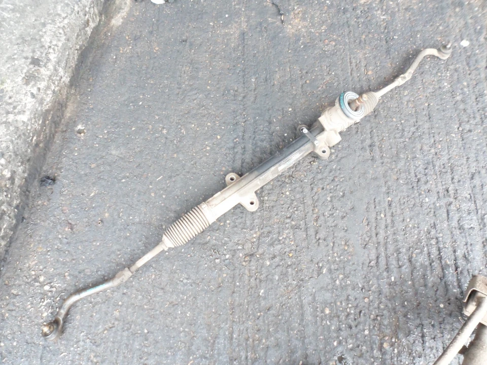 HYUNDAI I40 ESTATE 2014 DIESEL HYDRAULIC POWER STEERING RACK ASSEMBLY 565003Z090