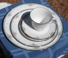 Noritake Greenbrier 4101  XLNT Cond  MULTIPLE Pieces plates, platter FREE SHIP