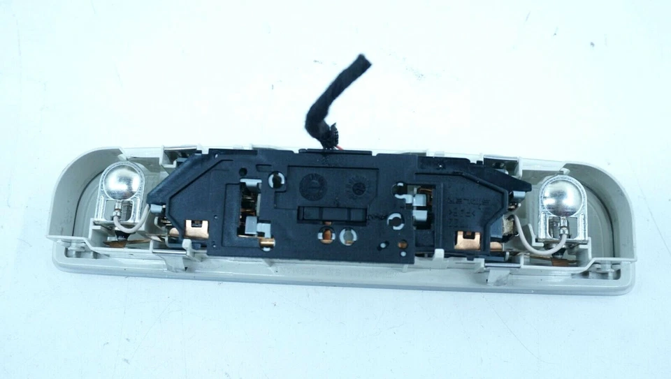 2005 AUDI A6 C6 QUATTRO СЕДАН ЗАДНИЙ ВЕРХНЯЯ КРЫША ВЕРХНИЙ КУПОЛ ЧТЕНИЯ СВЕТА OEM - Изображение 2 из 4