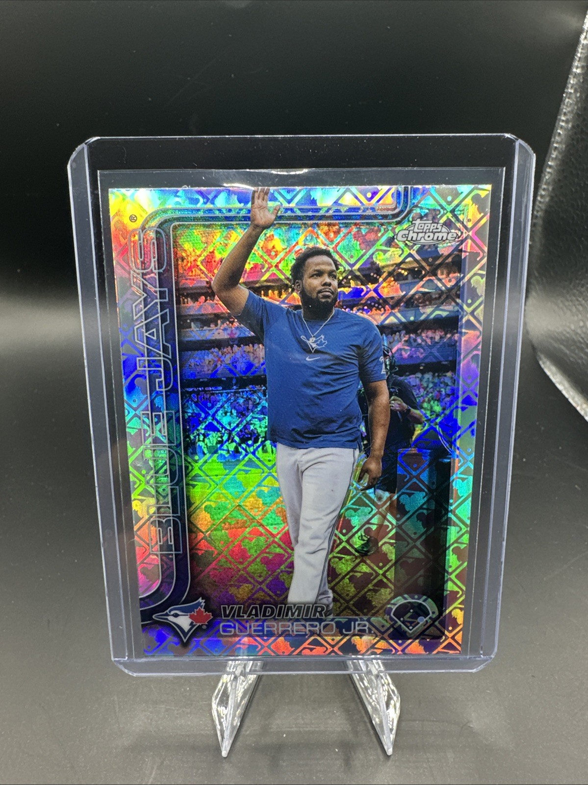 2025 Topps Chrome Logo Fractor Vladimir Guerrero Image Variation
