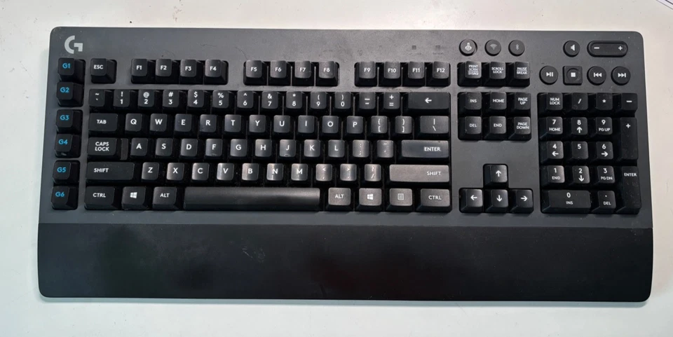 Teclado mecánico inalámbrico para juegos Logitech G613 Lightspeed con receptor USB Foto 2 de 4