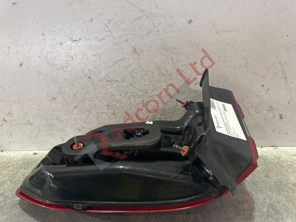 One More Class Left MERCEDES E CLASS ESTATE S212 2009-2013 REAR TAIL LIGHT LEFT SIDE OUTER ...