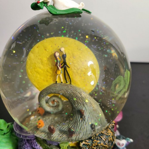 Nightmare Before Christmas Snow Globe *Please Read Description* - 第 11/11 張圖片