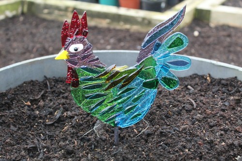 Robin, blue tit,blackbird, hen various birds in glass for garden, pots/pond MTO - Picture 40 of 46