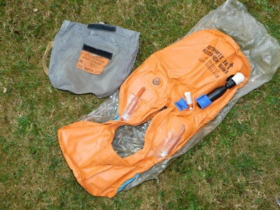 U.R.S.S. - OLD AVIATION INFLATABLE LIFE JACKET - 100% NEW CONDITION