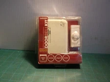 Heath Zenith Wireless Plug In Doorbell Kit DL-6151