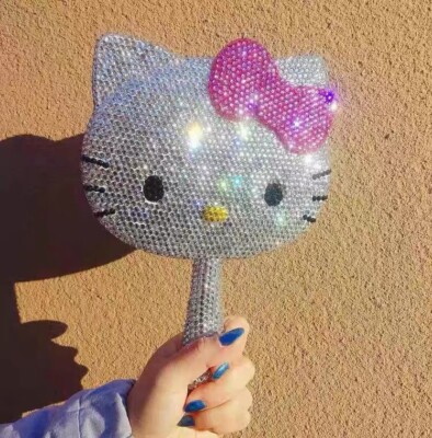 Bling Bling Deluxe Hello Kitty Crystal Makeup Hand Held Mirror