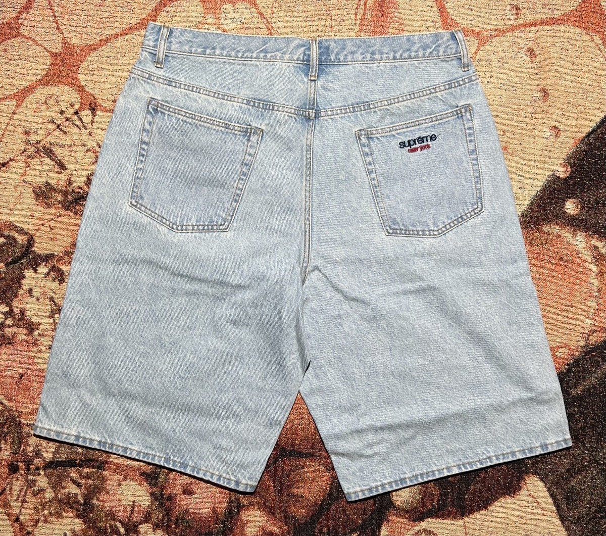 Supreme Baggy Denim Short SS25 Light Washed Indigo Size 36