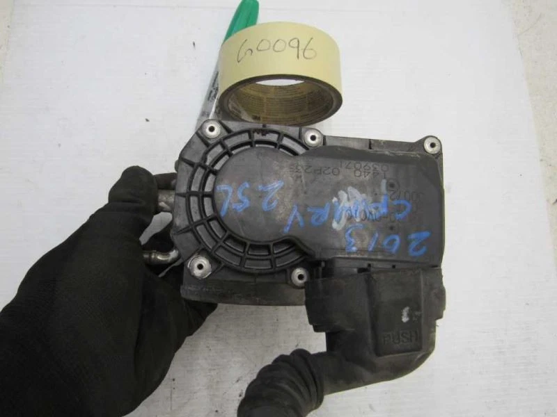 Conjunto de válvula do corpo do acelerador 2.7L 2009 Toyota HIGHLANDER 220300V010 FABRICANTE DE EQUIPAMENTO ORIGINAL - Imagem 2 de 4