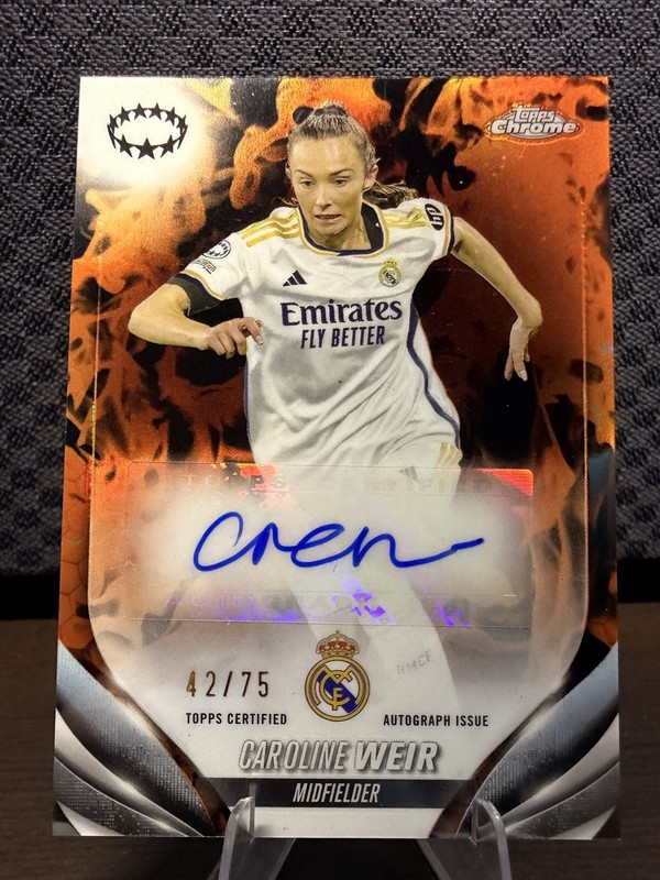 2023-24 Topps Chrome UEFA Caroline Weir Orange Refractor Auto /75 Real Madrid