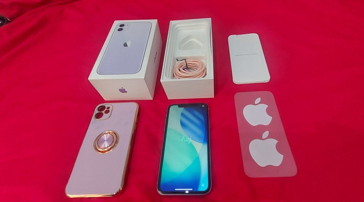 Apple iPhone 11 - 64GB - Purple (Unlocked) A2221 (CDMA + GSM) for
