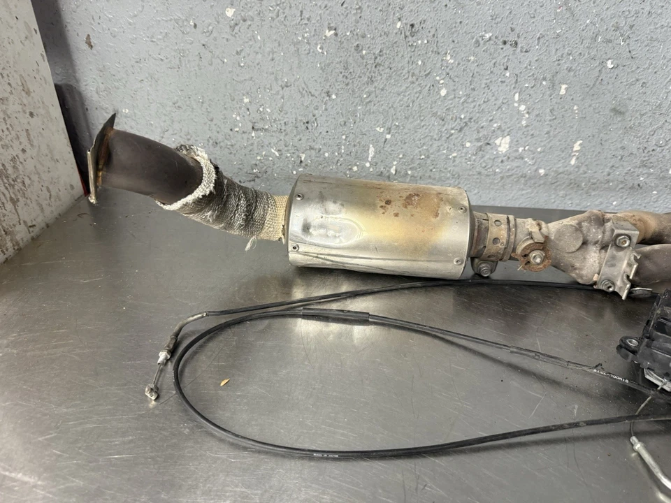 2006-2007 Suzuki GSXR 600 GSXR 750 Cabeçalhos de Sistema de Escape com Silenciador Deslizante - Imagem 3 de 4