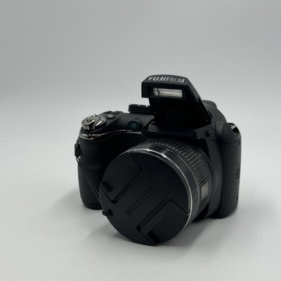 Digitalkamera   FujiFilm FinePix S3300 14.0 Megapixel - 26-fach Zoom | CCD