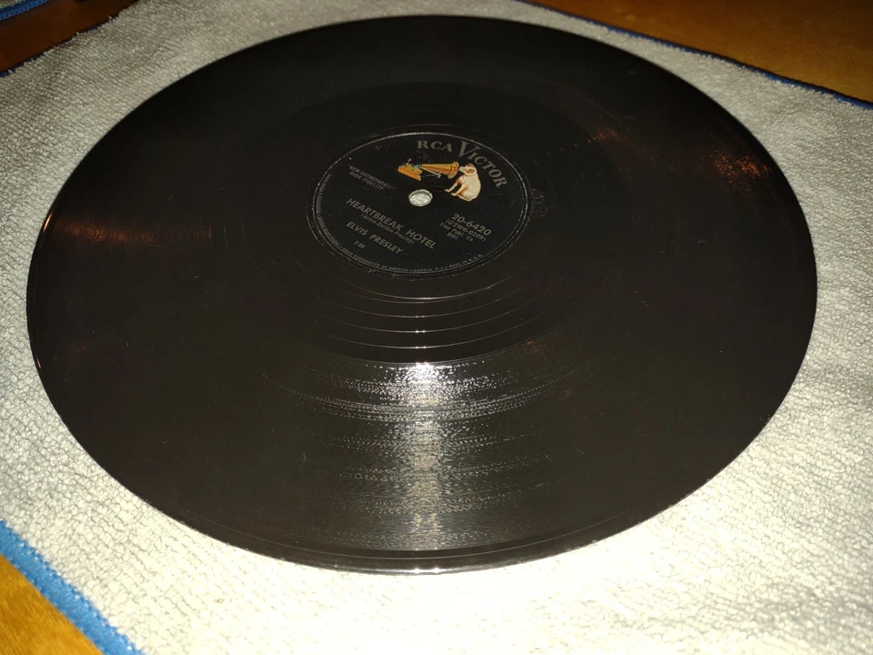 Elvis Presley Heartbreak Hotel / I Was The One 20-6420 10” 78 RPM Shellac - Rare - Image 2 of 4