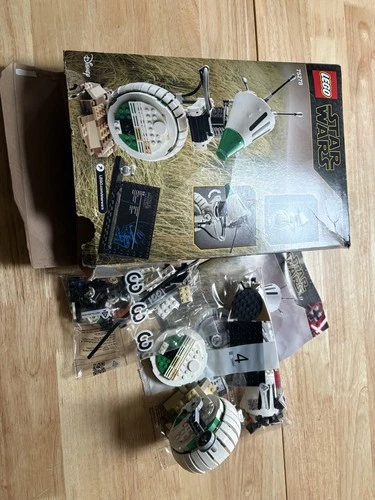 LEGO Star Wars D-O 75278 Complete Set 519 Pieces Box Instructions Display Plate