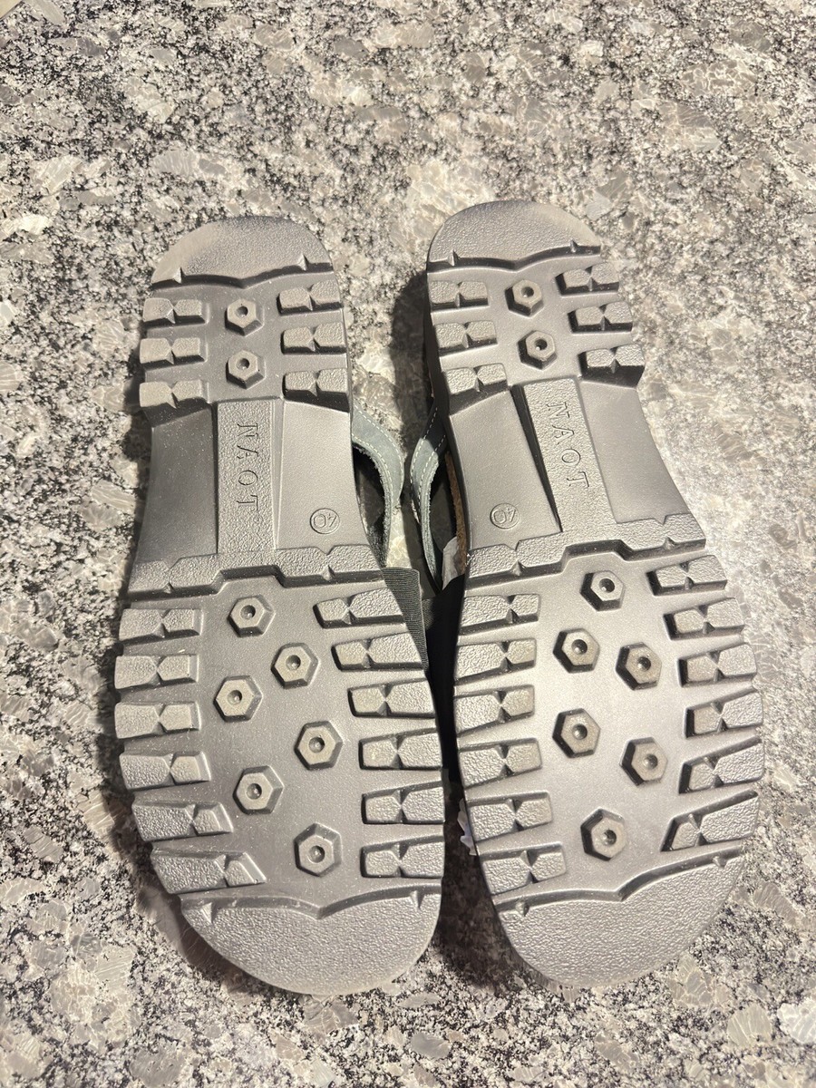 Naot Jennifer Thong Sandals Black 40/US