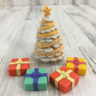 Bluey CHRISTMAS TREE Yellow with 4 PRESENTS for Figure Play Set Home Blue NEW