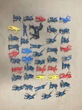 Lot Of Vintage Army And Indian Plastic Toy Figurines Unique