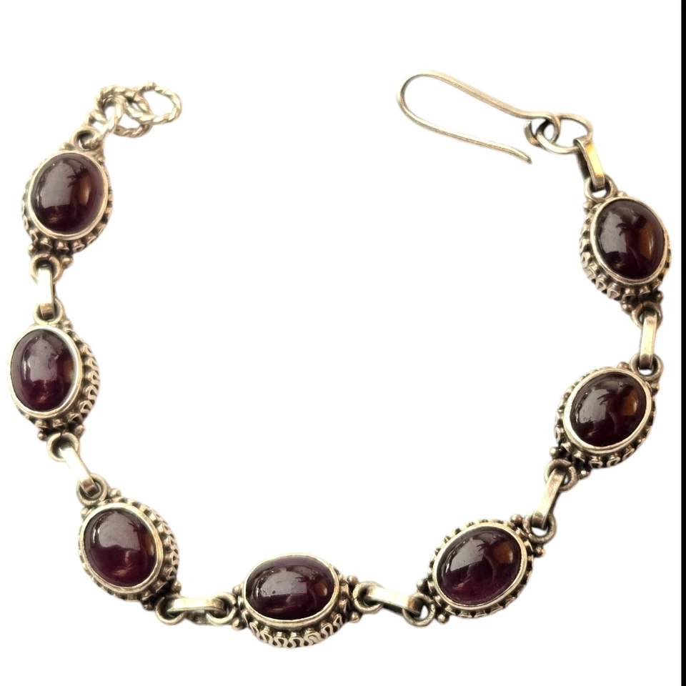 Винтажный браслет из чистого серебра ручной работы с гранатом 1980-е - Изображение 4 из 4