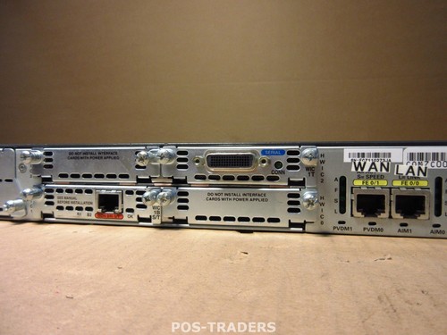 Routeur filaire Cisco 2811 2 ports 10/100 services INCL 1X WIC 1T & 1X WIC 1B S/T - Photo 2/3