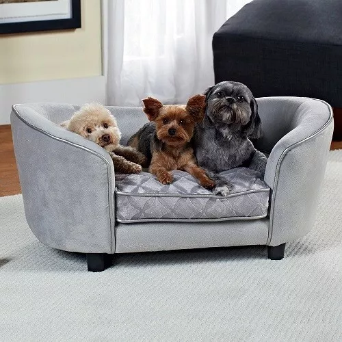 Dog bed top with toy storage