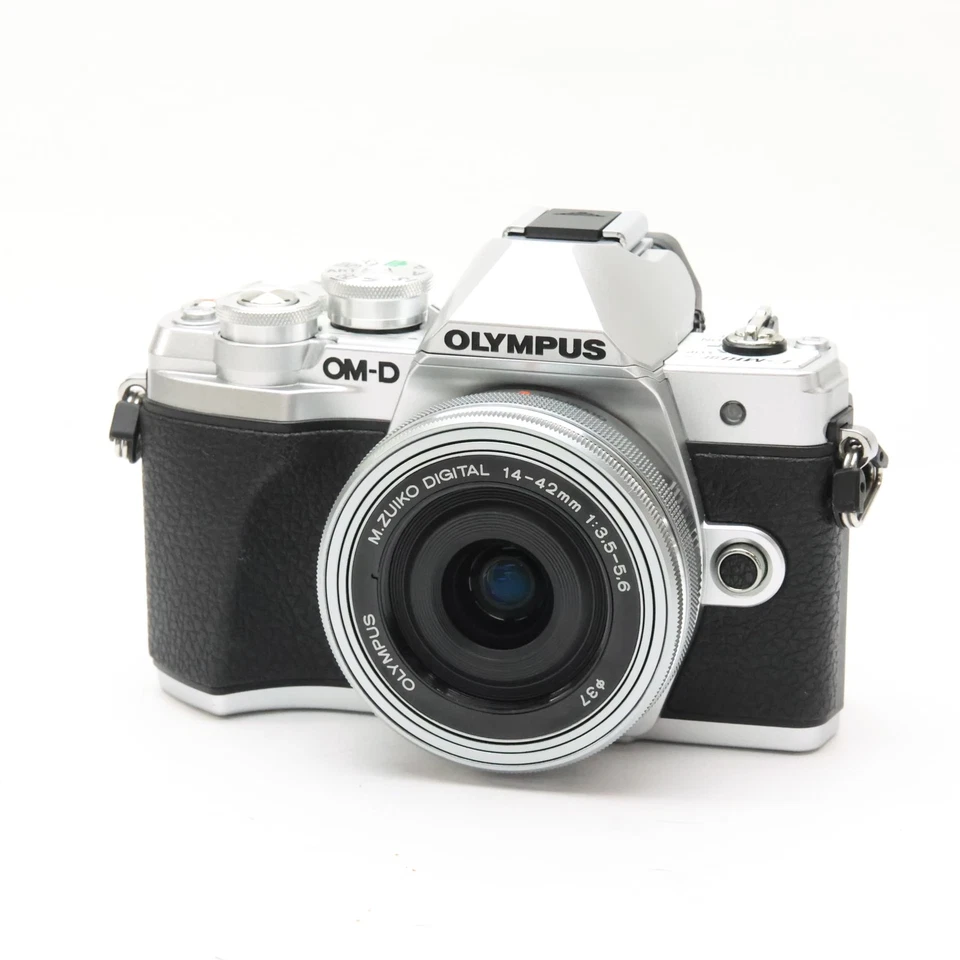 Olympus OM-D E-M10 Mark III Silver + 14-42mm EZ + 40-150mm Lens Kit #448 - Image 3 of 4