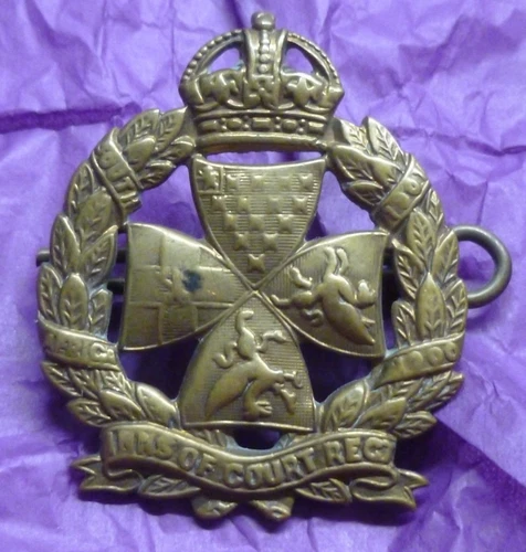 INNS OF COURT REGT WW2 Military Cap badge, pin back aka "The Devil's Own"