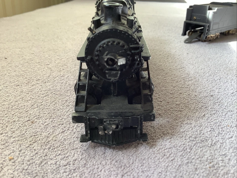 Un Branded Metal Locomotive And Tender maybe Brass Parts Or Repair.  - Image 4 of 4